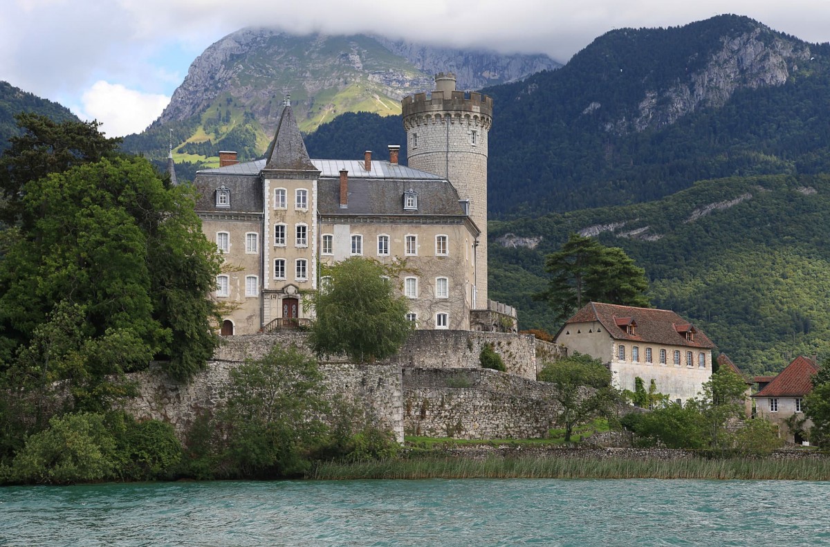 maison lac annecy