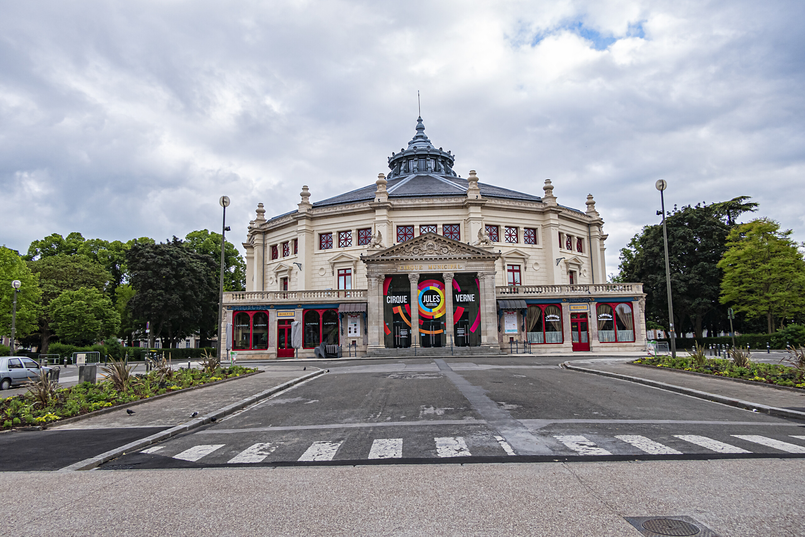 Vivre, rire et s'enthousisamer à Amiens : le cirque Jules Verne