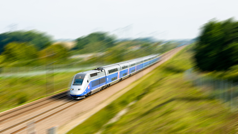 train dans la campagne